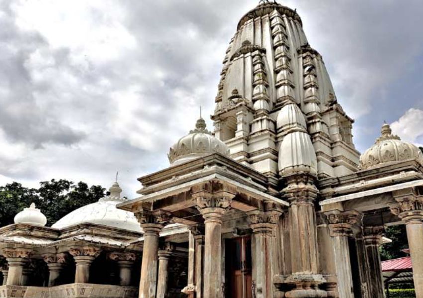 Eklingji Temple: 7 Stunning Insights into History & Temple Architecture